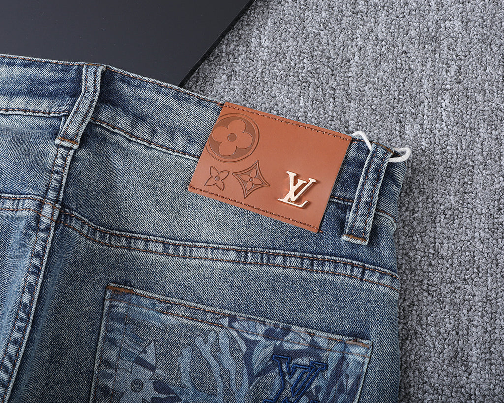 Vintage Fade Camo Pattern Embroidered Jeans V260850
