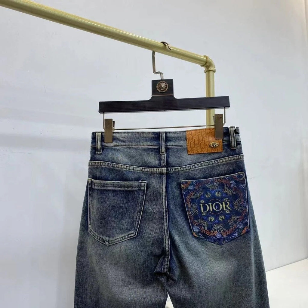 Mandala Print Back Pocket Vintage Wash Slim Jeans C261001
