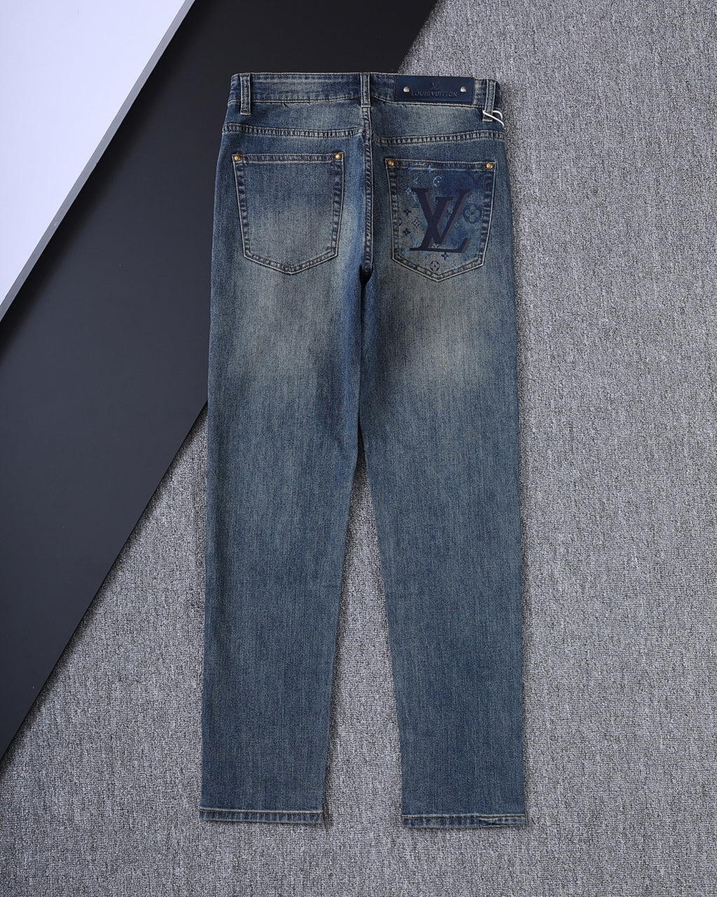 Large Printed Motif Pocket Slim Fit Denim V260828