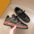 Co-branded Monogram Patchwork Low Top Sneakers S283404