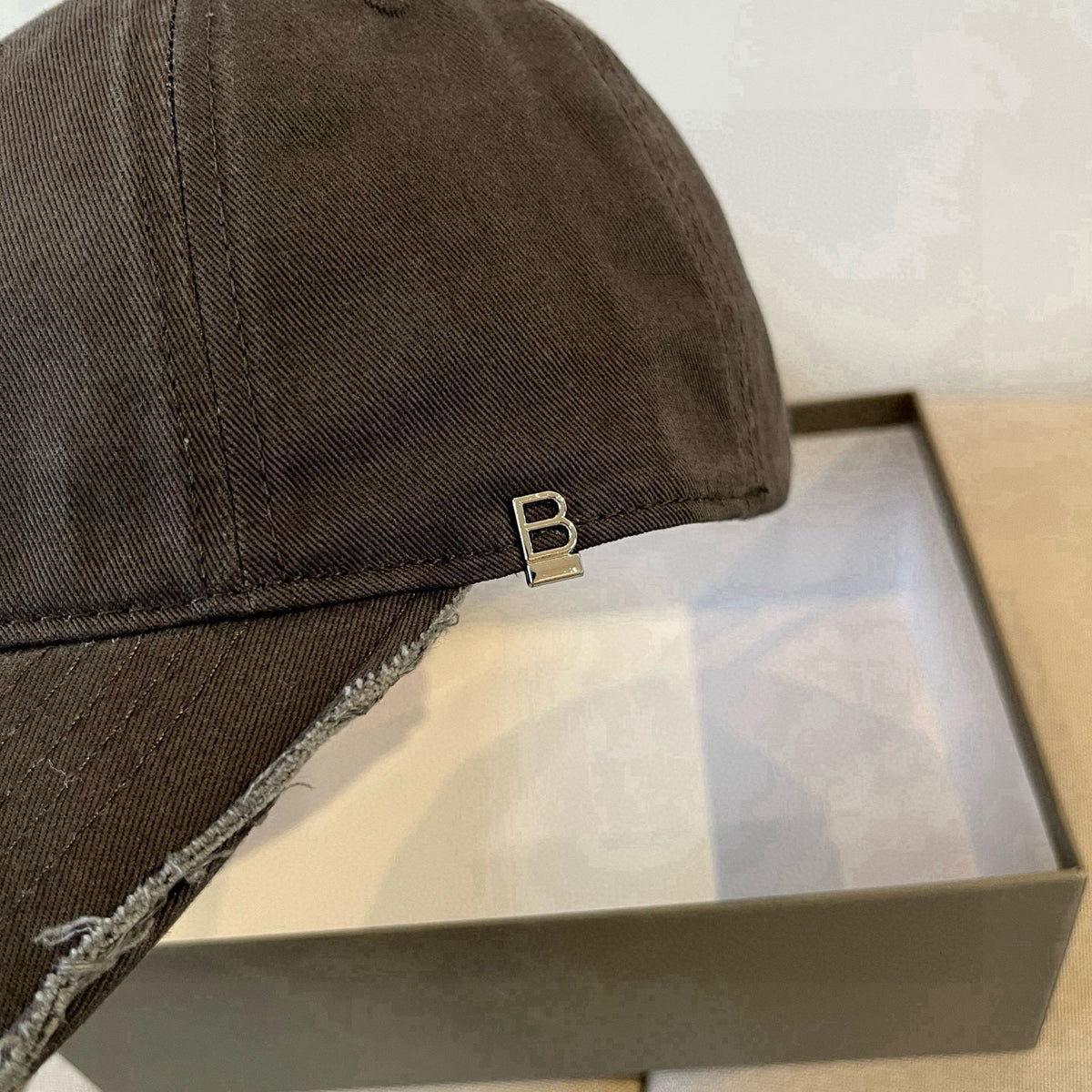 Frayed Edge Metal Logo Baseball Cap G103006