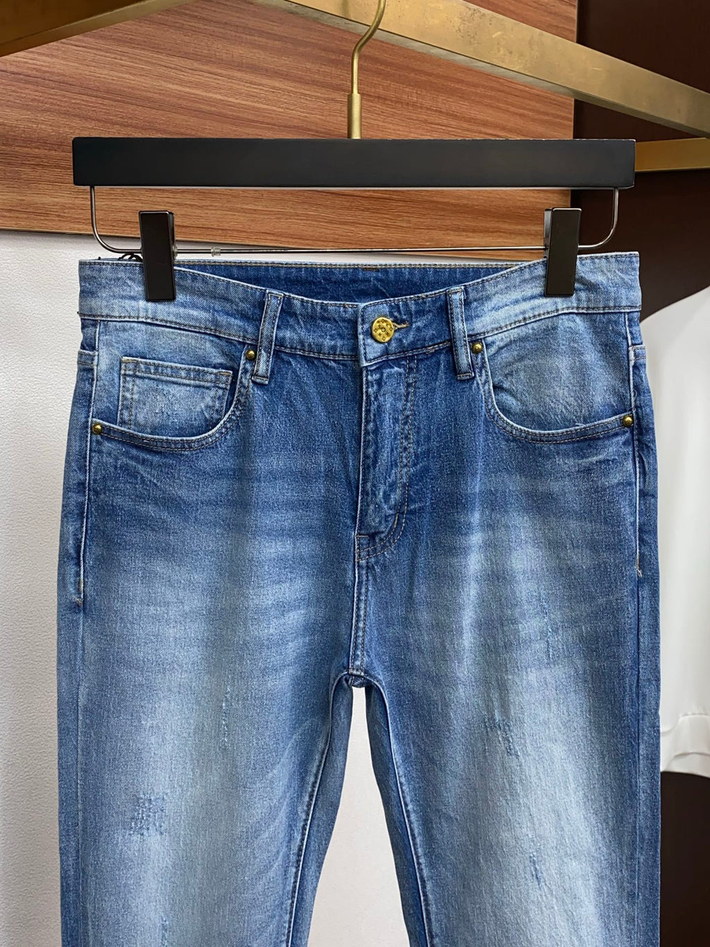 Cartoon Applique Monogram Pocket Slim Fit Denim E260937