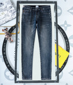 Dark Vintage Fade Check Print Knight Logo Jeans V260810