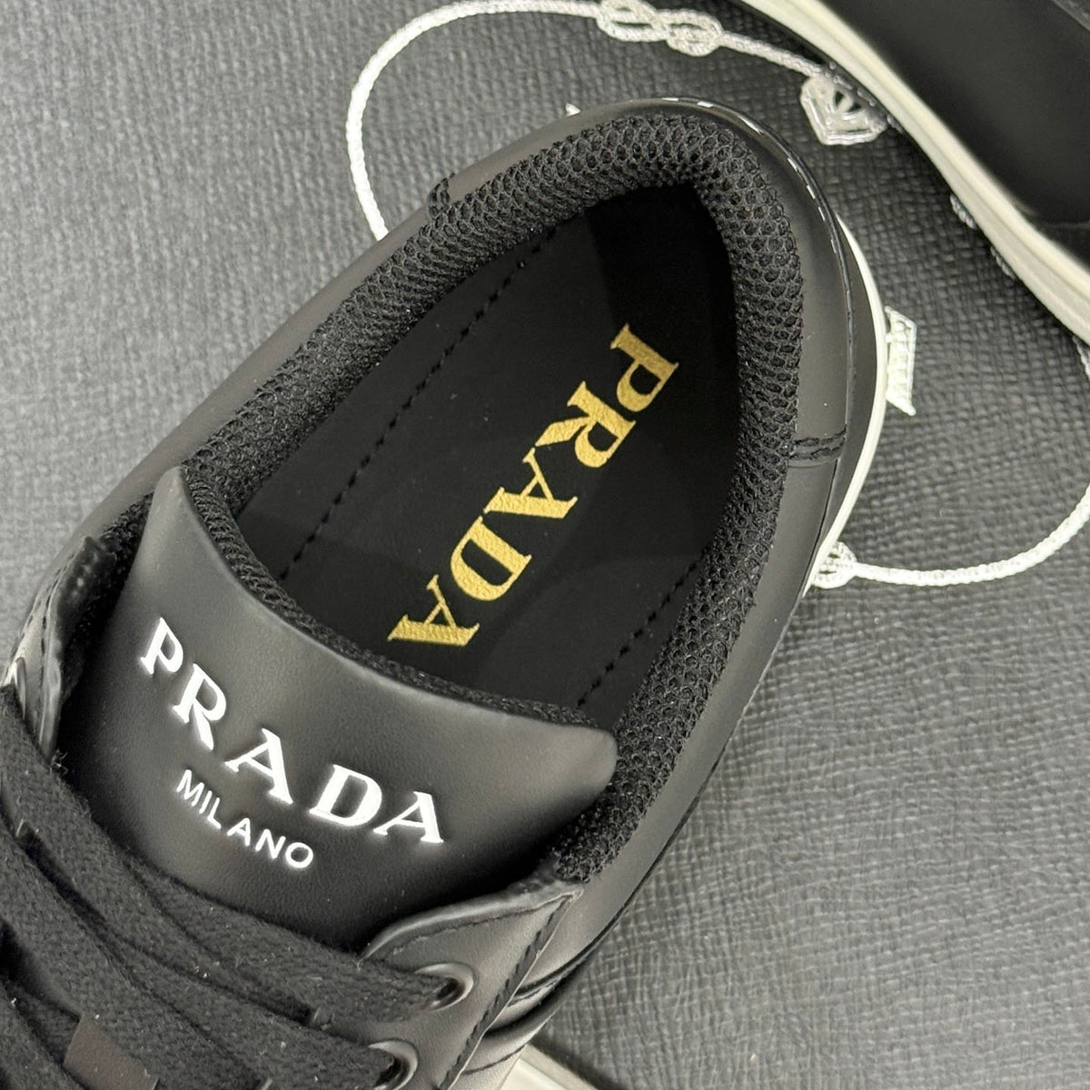 Triangle Badge Flat Lace-up Sneakers With Perforated Toe S265505
