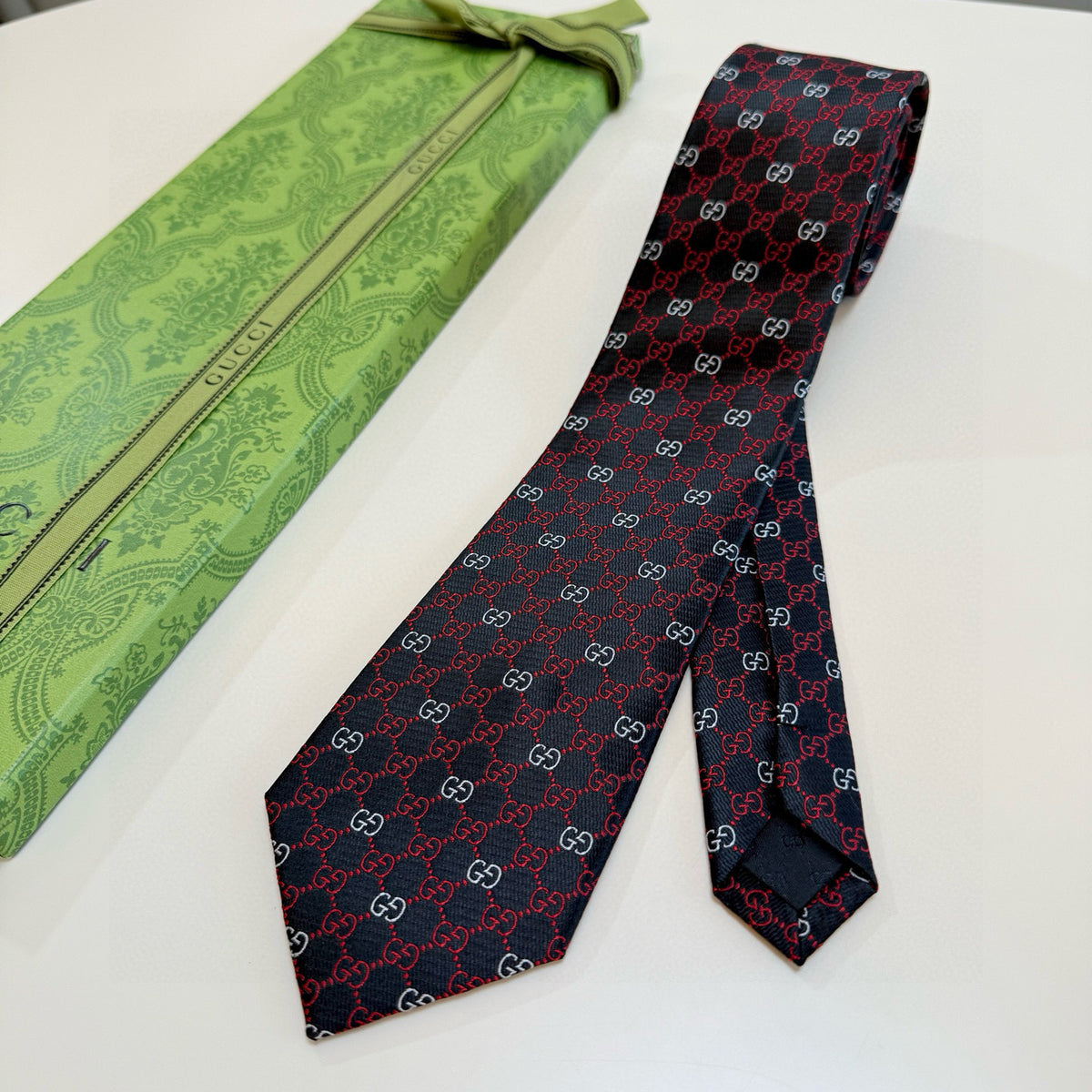 Men's Diamond Grid Jacquard Necktie E2081008