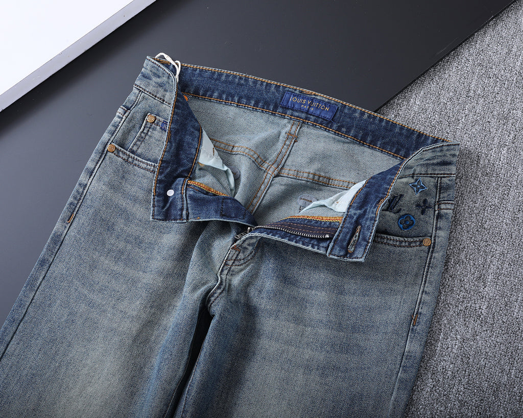 Vintage Fade Camo Pattern Embroidered Jeans V260850
