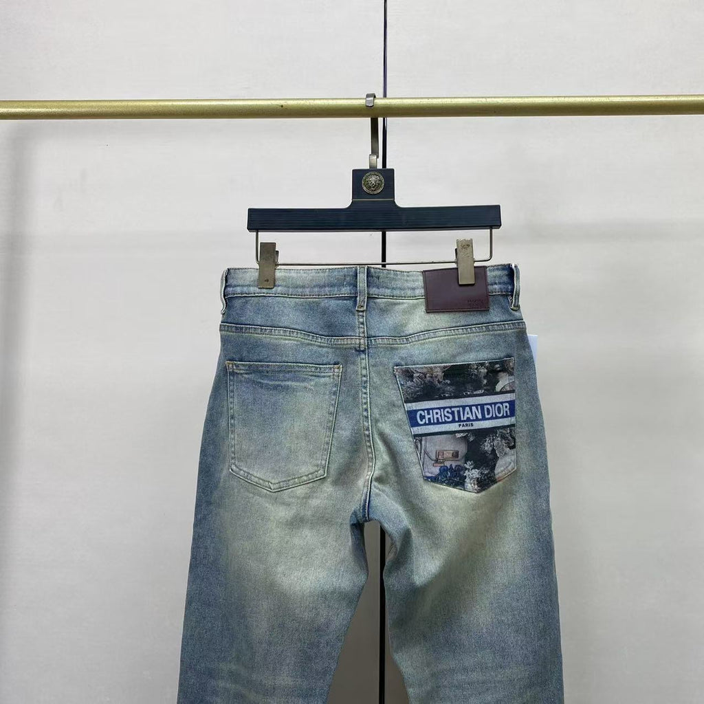 Light Faded Blue Wash Collage Graphic Patch Slim Jeans C261035