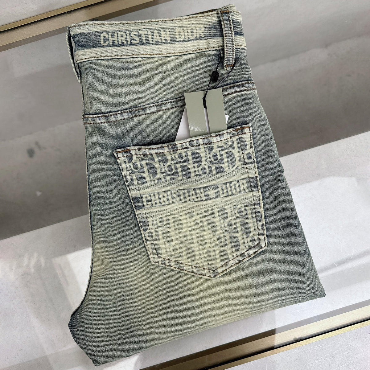 Light Faded Vintage Wash Denim Pants With Printed Waistband Detail L260621