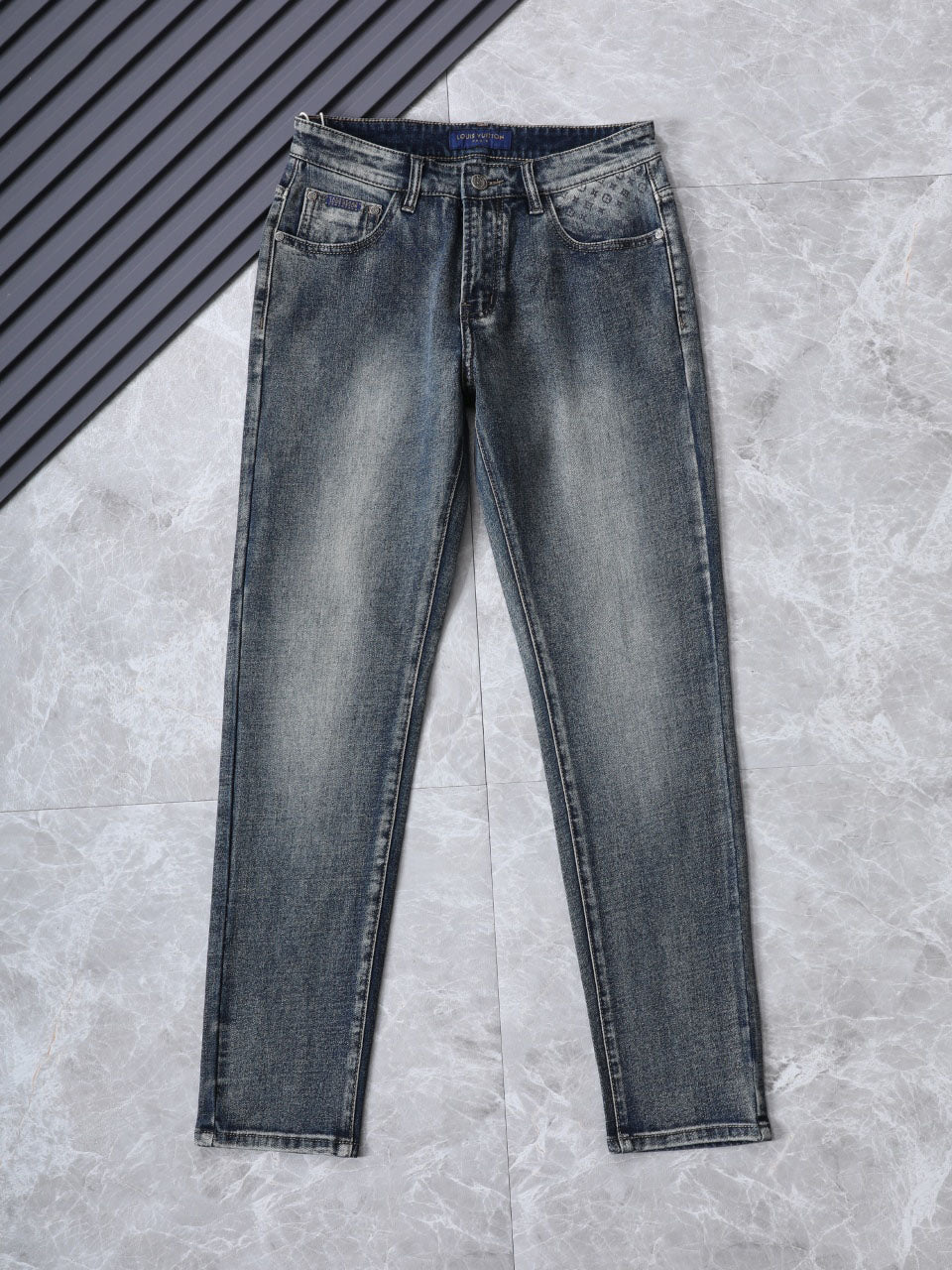 Back Pocket Camouflage Printed Vintage Denim Jeans R260538