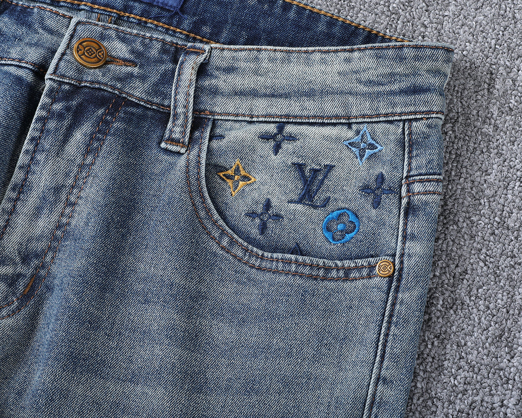 Vintage Fade Camo Pattern Embroidered Jeans V260850