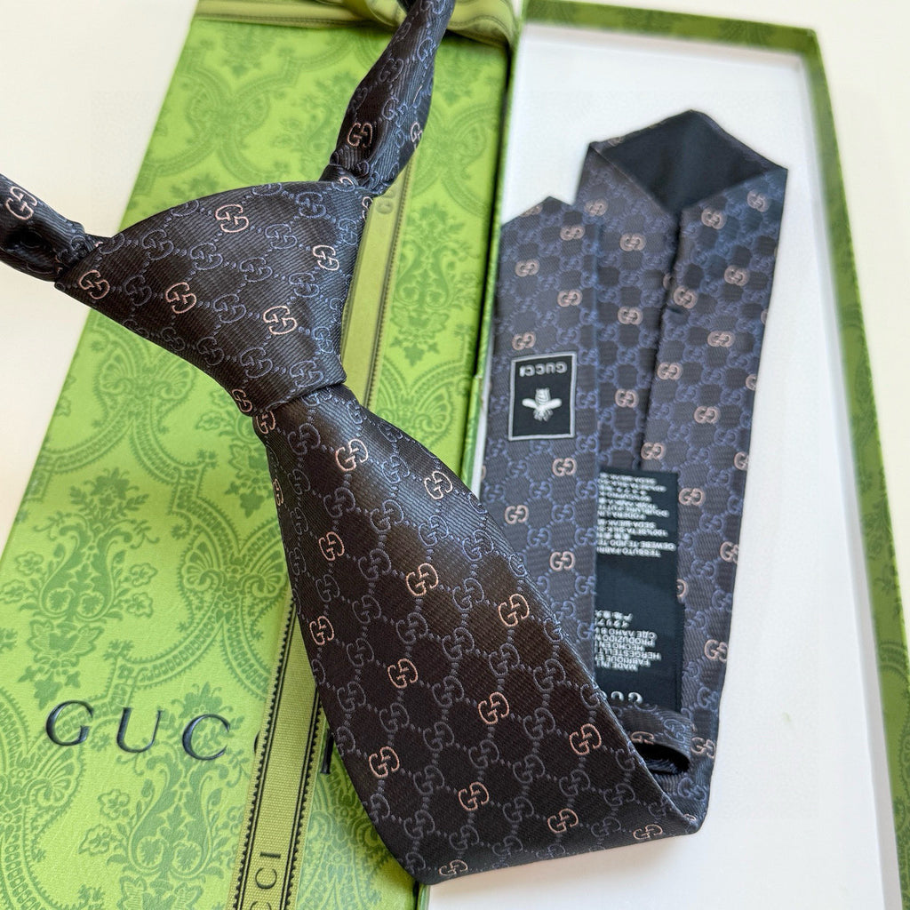Men's Diamond Grid Jacquard Necktie E2081008