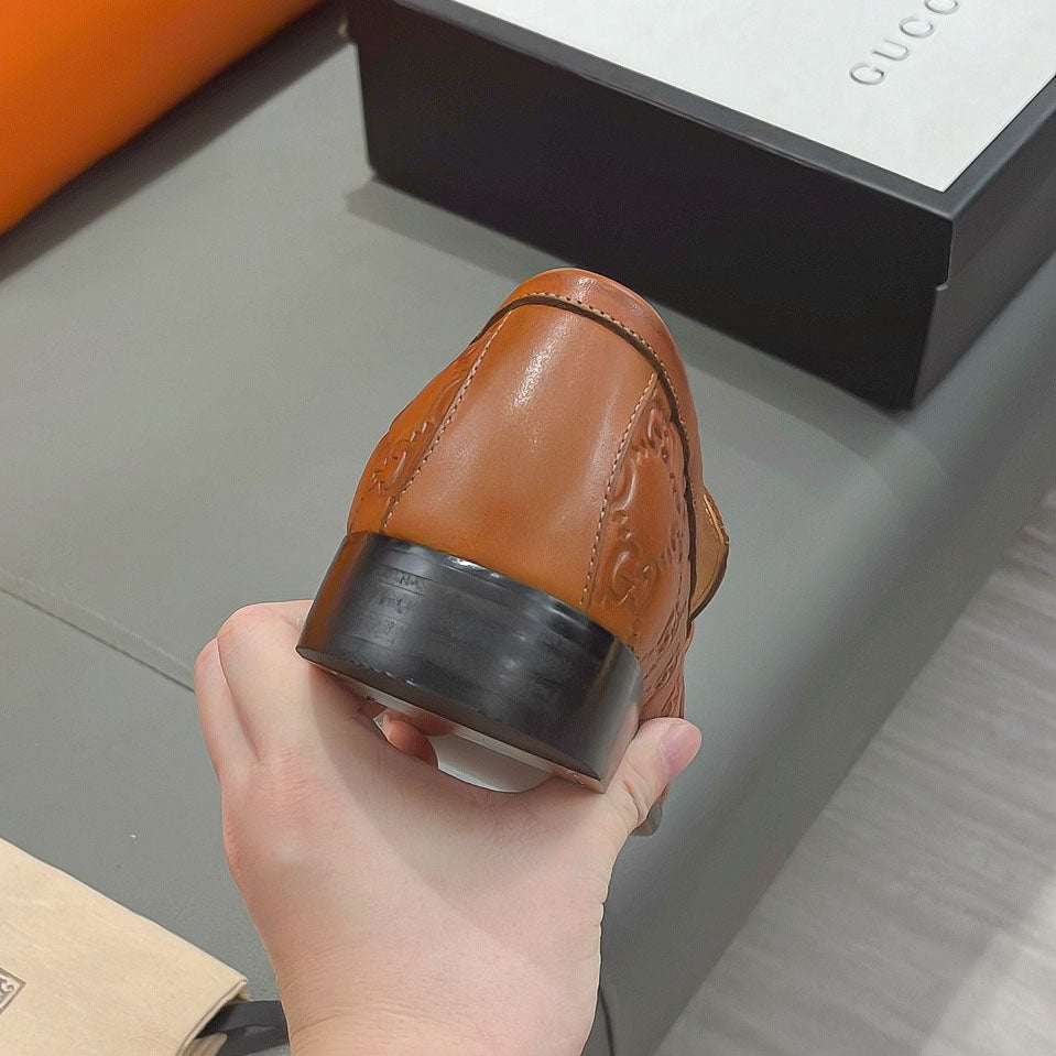 Embossed Interlocking G Loafers S283407
