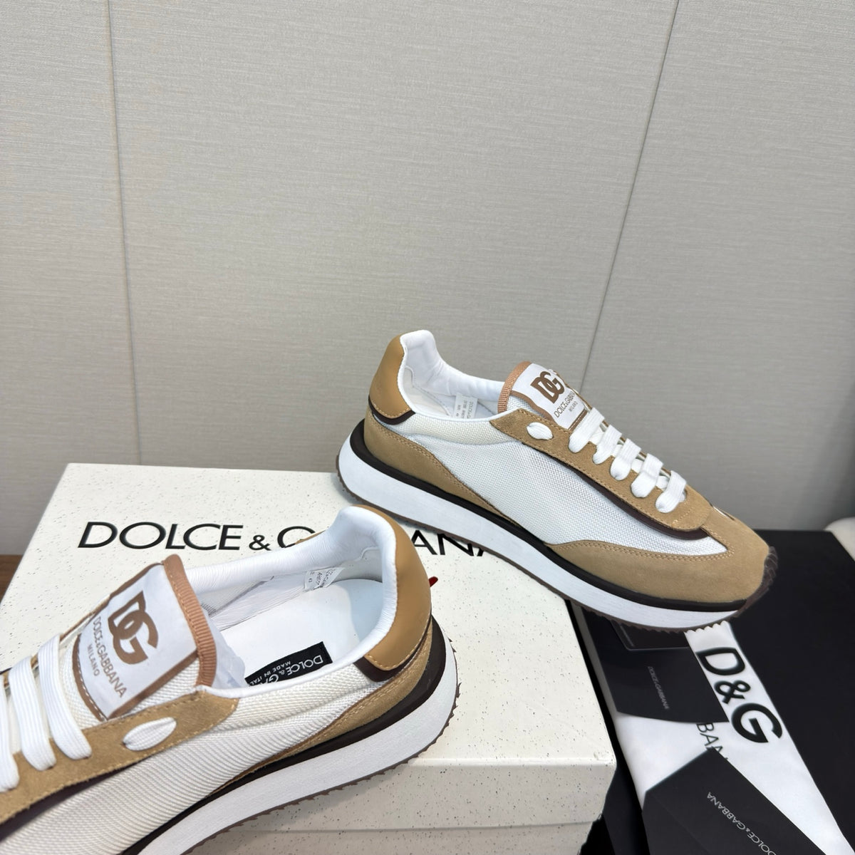 Men's Retro Low-Top Sneakers NE190102