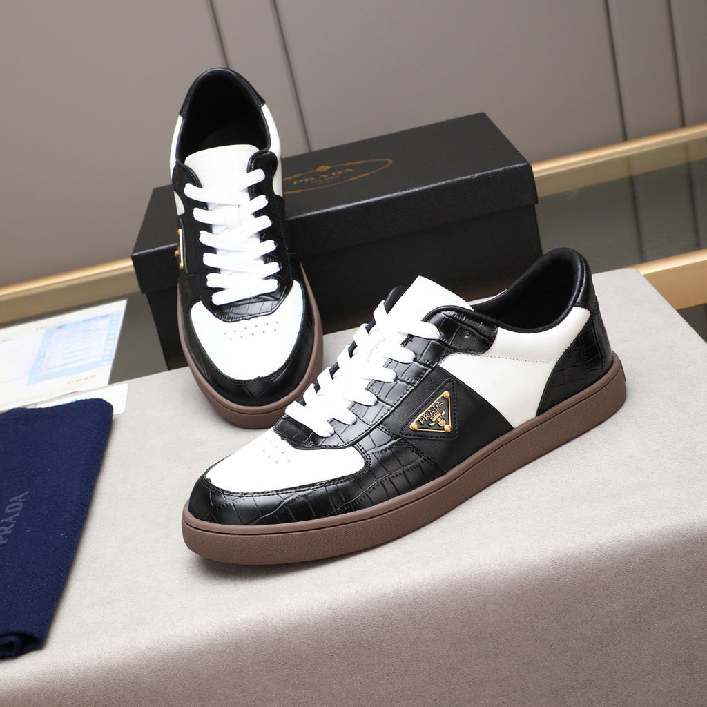 Croc Embossed Patchwork Triangle Logo Low Top Sneakers S283409