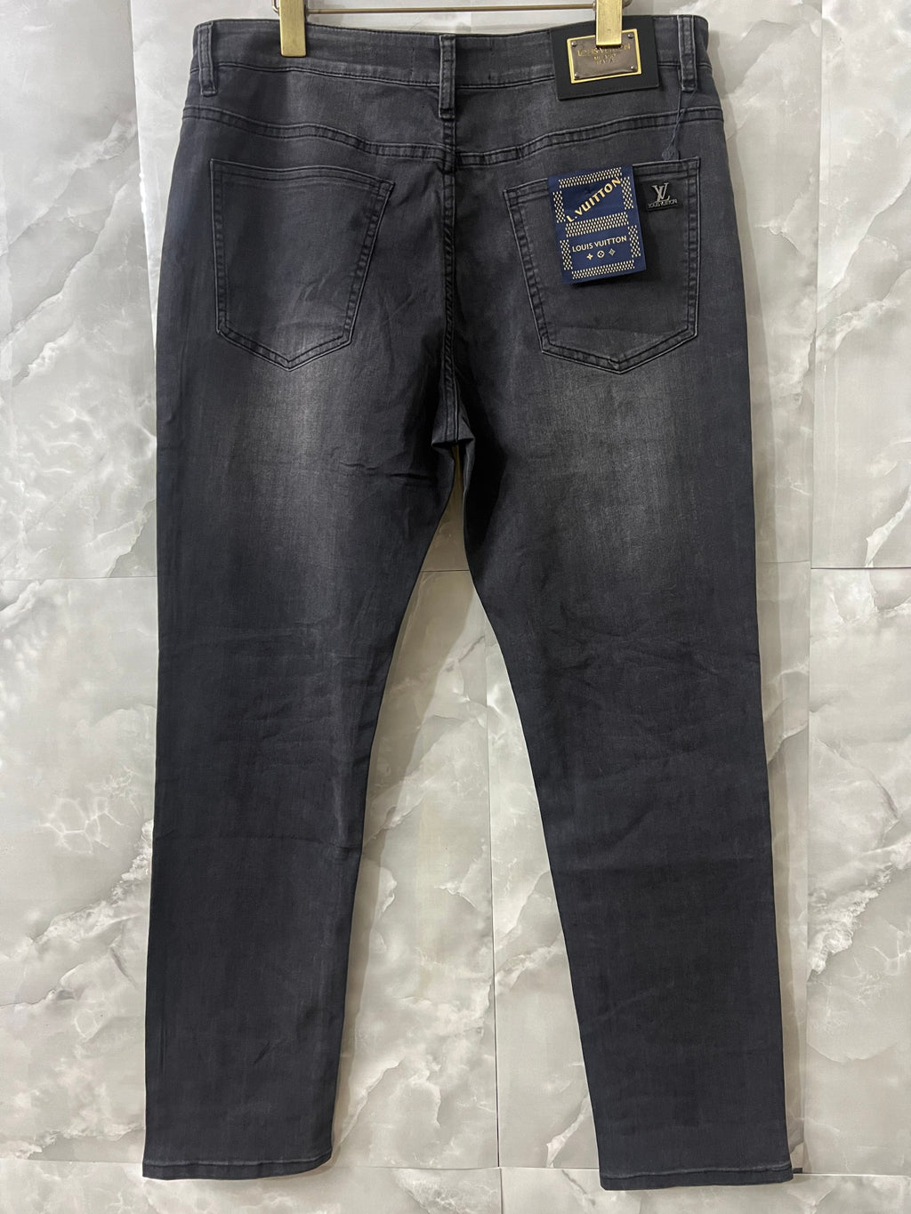 Vintage Charcoal Metal Badge Slim Denim M260715