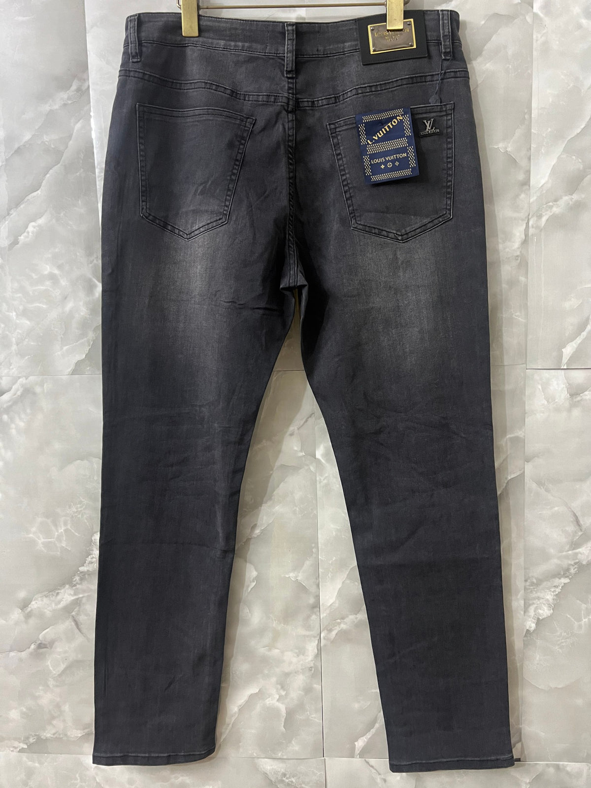 Vintage Charcoal Metal Badge Slim Denim M260715