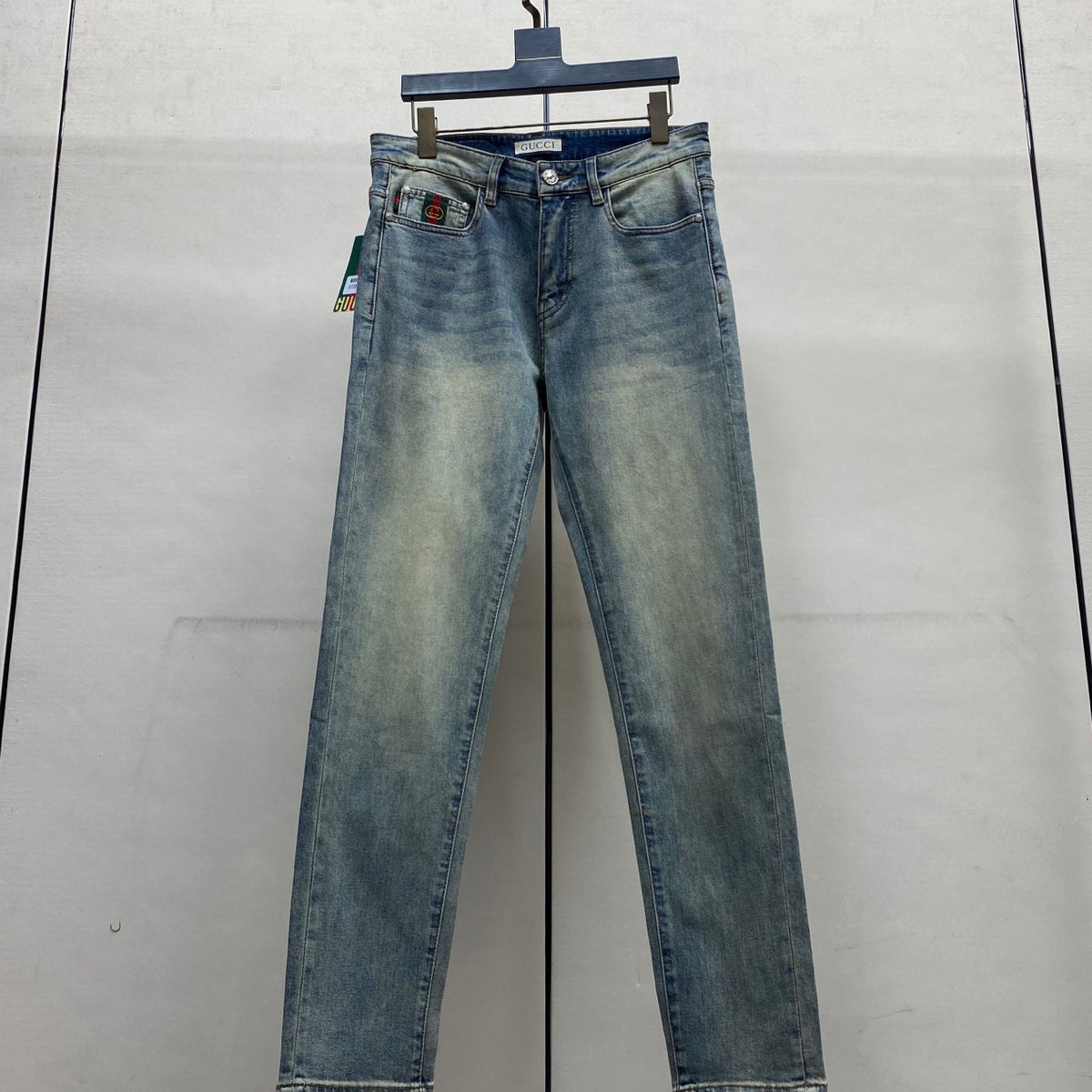 Light Wash Embossed Letter Embroidery Denim Jeans L260636