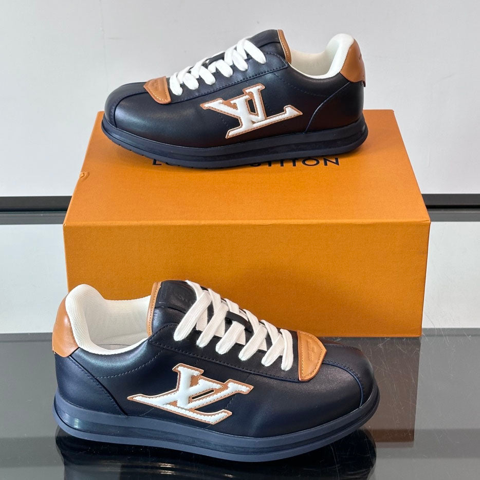 Side Embroidered Logo Low Top Lace-Up Casual Sneaker S283425