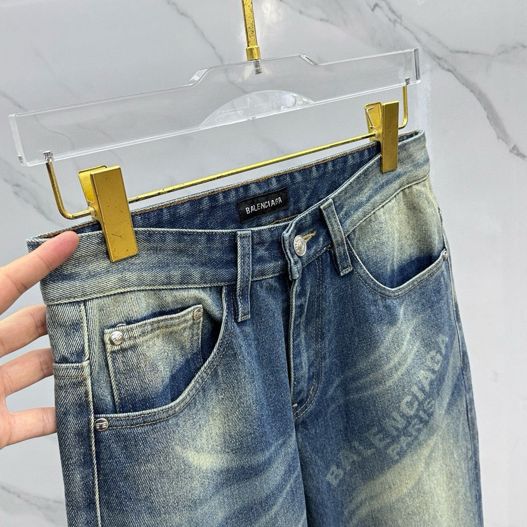 Vintage Faded Light Blue Clean Design Jeans M260726
