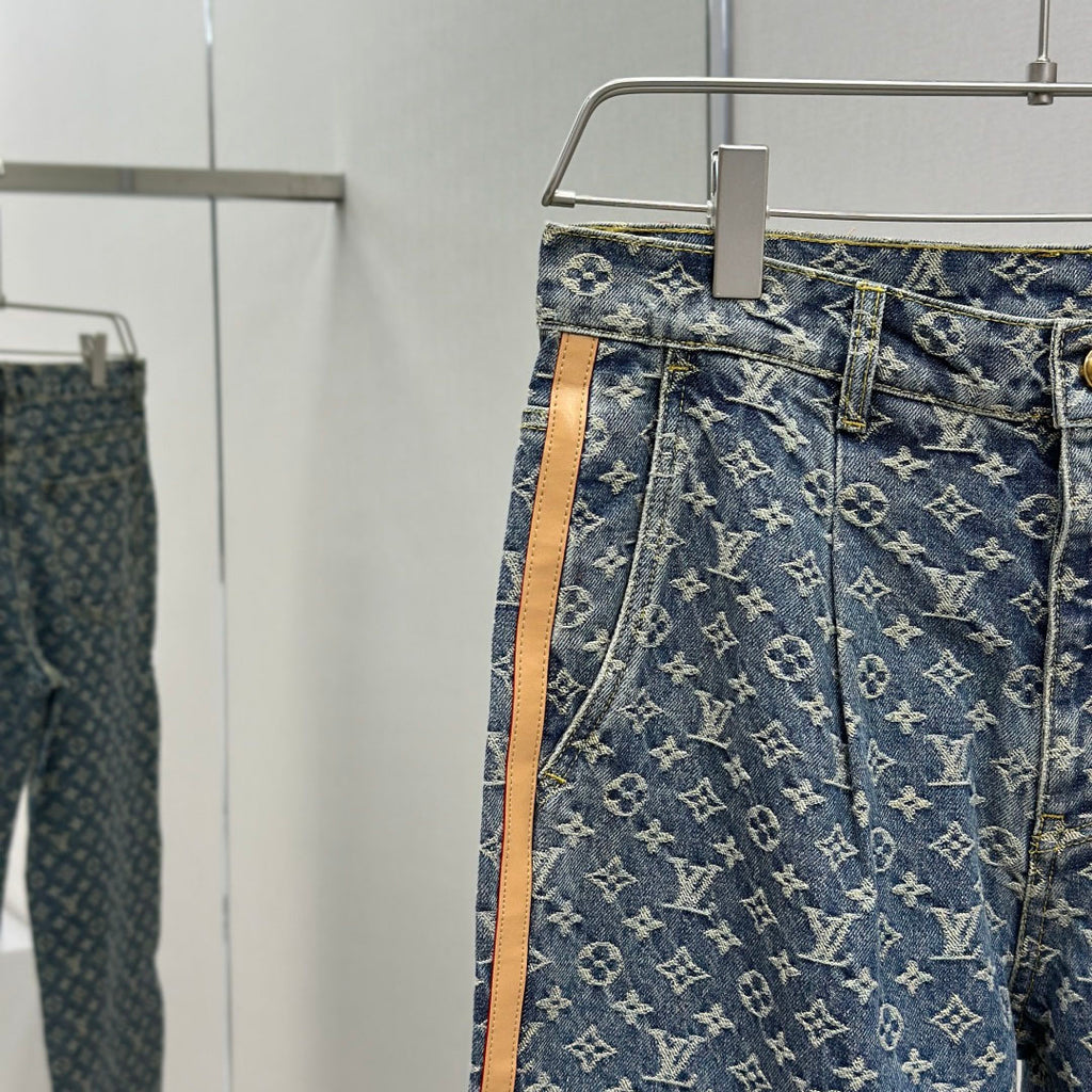 Vintage Blue Full Monogram Straight Jeans C261043
