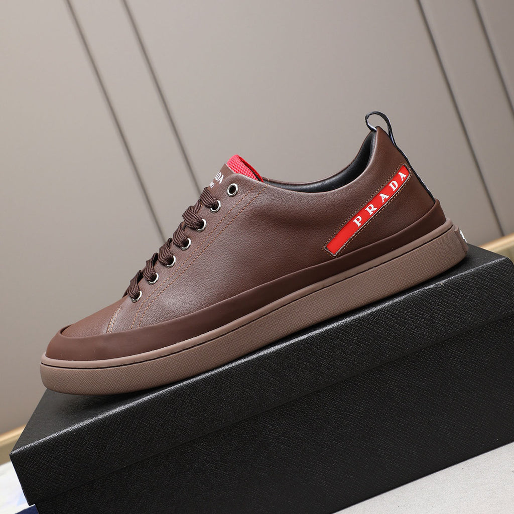 Red Side Label Leather Low Top Sneakers S283408