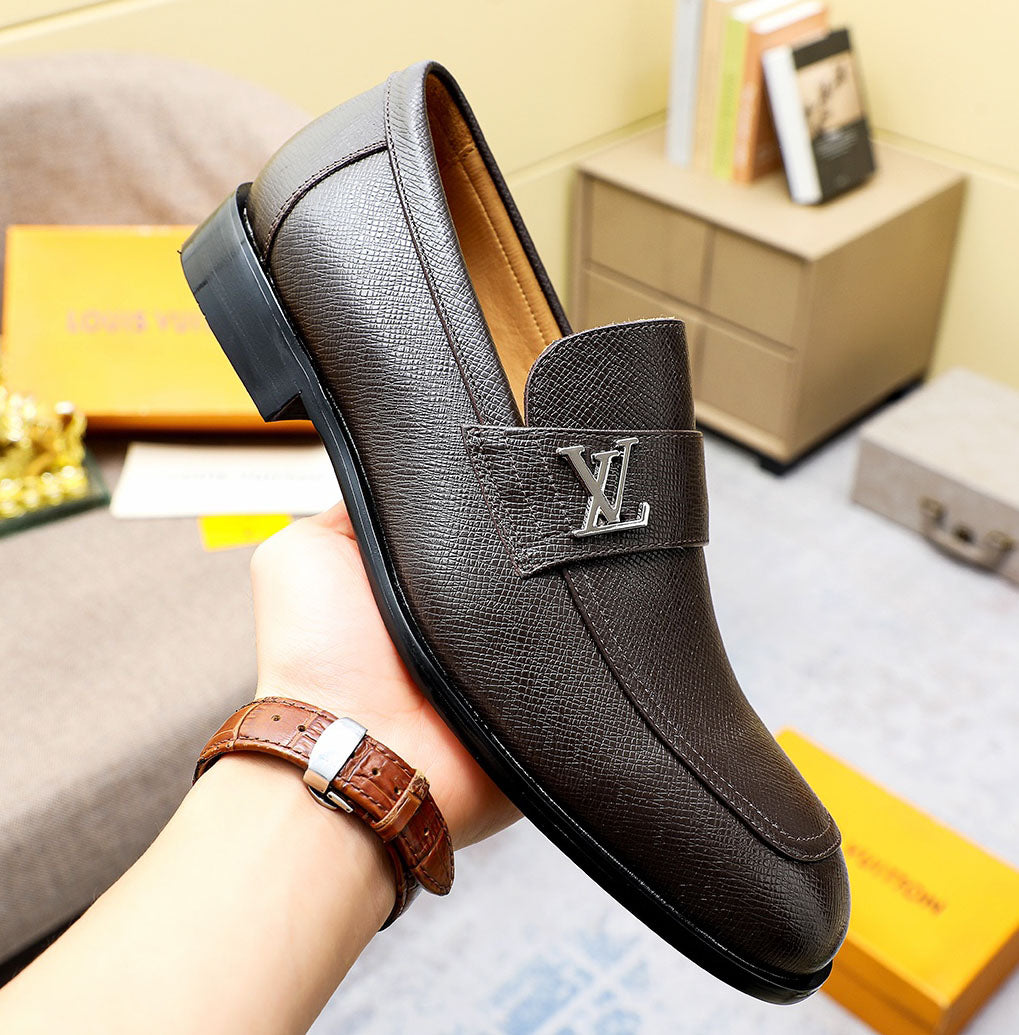 Men's Cross Grain Metal Logo Slip-On Loafers NE190130