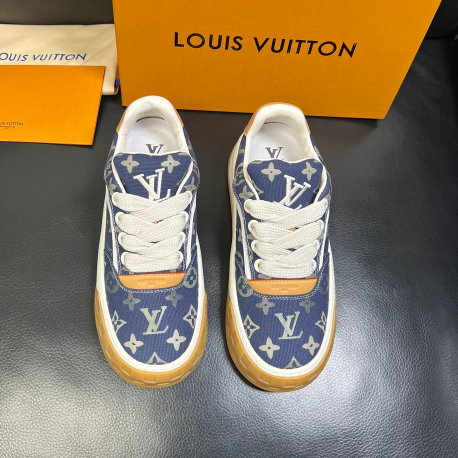 Allover Print Canvas Chunky Platform Lace-Up Sneaker S283430