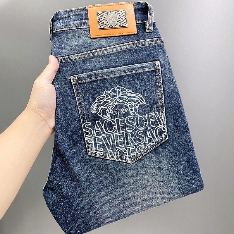 Men Dark Vintage Washed Jeans Medusa Head & Letter Print Back Pocket Slim Fit Denim Pants C261013