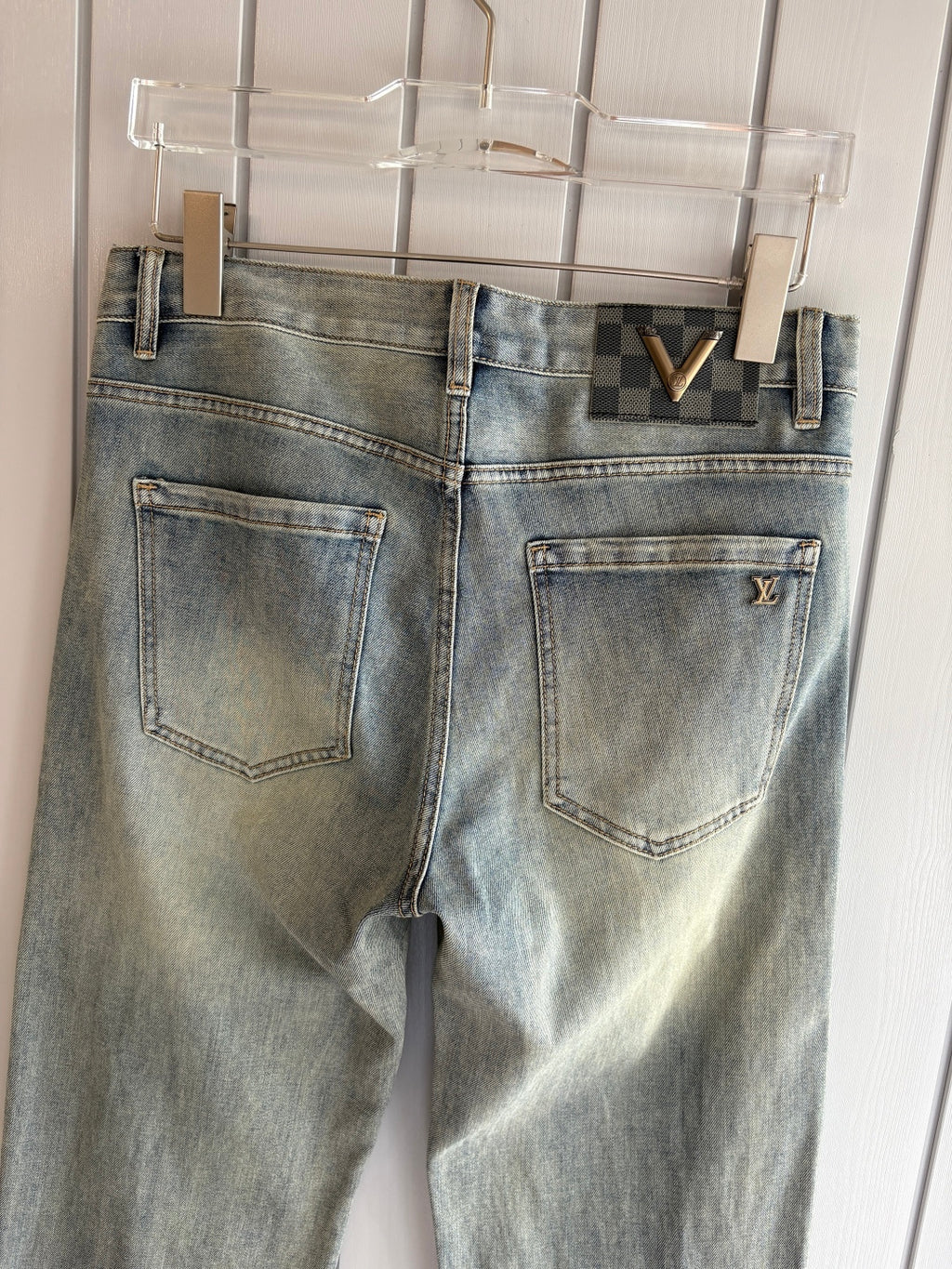 Light Faded Grey-Blue Metal V Emblem Slim Jeans C261041