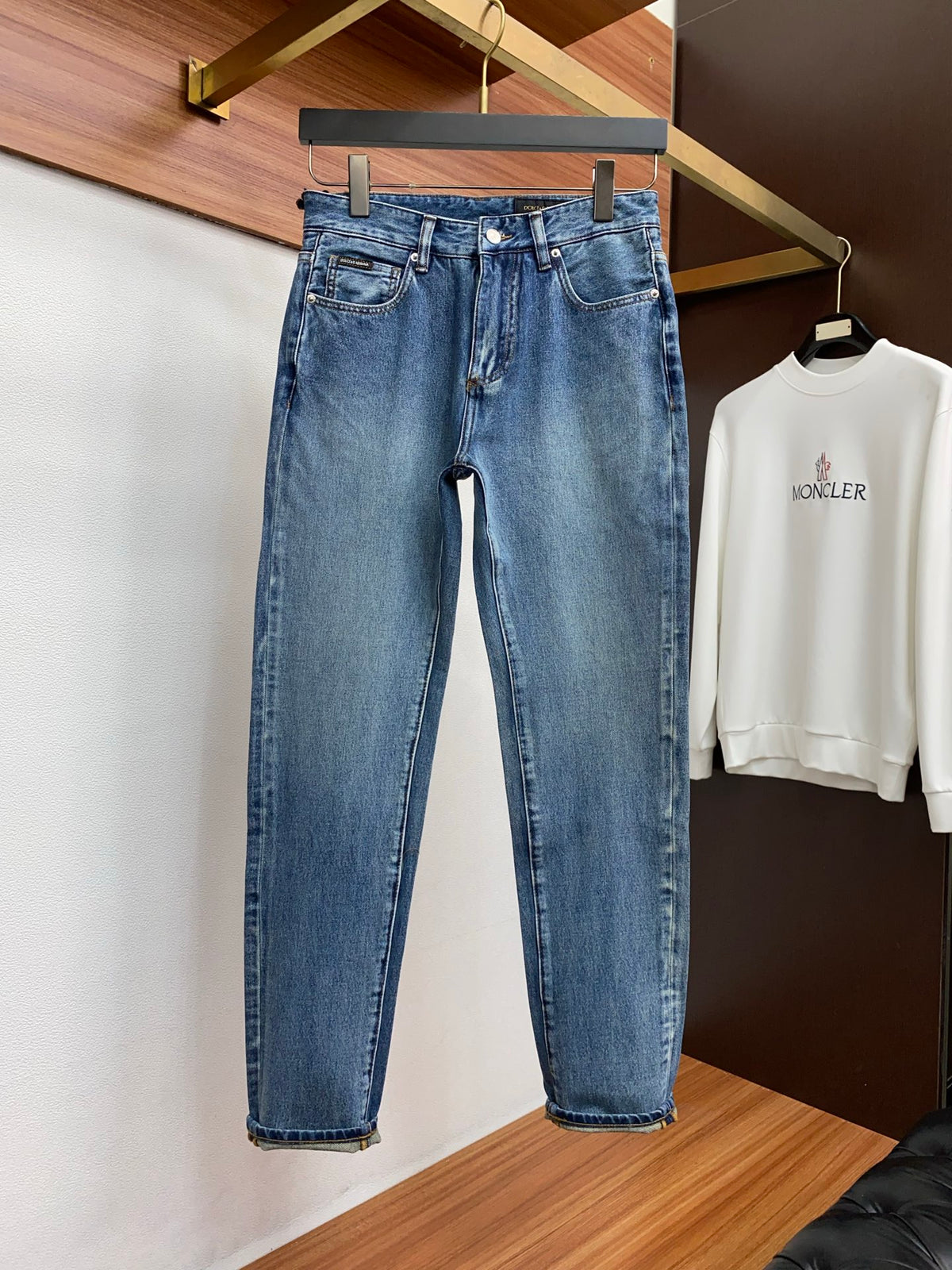 Royal Wreath Embossed Slim Fit Denim E260916