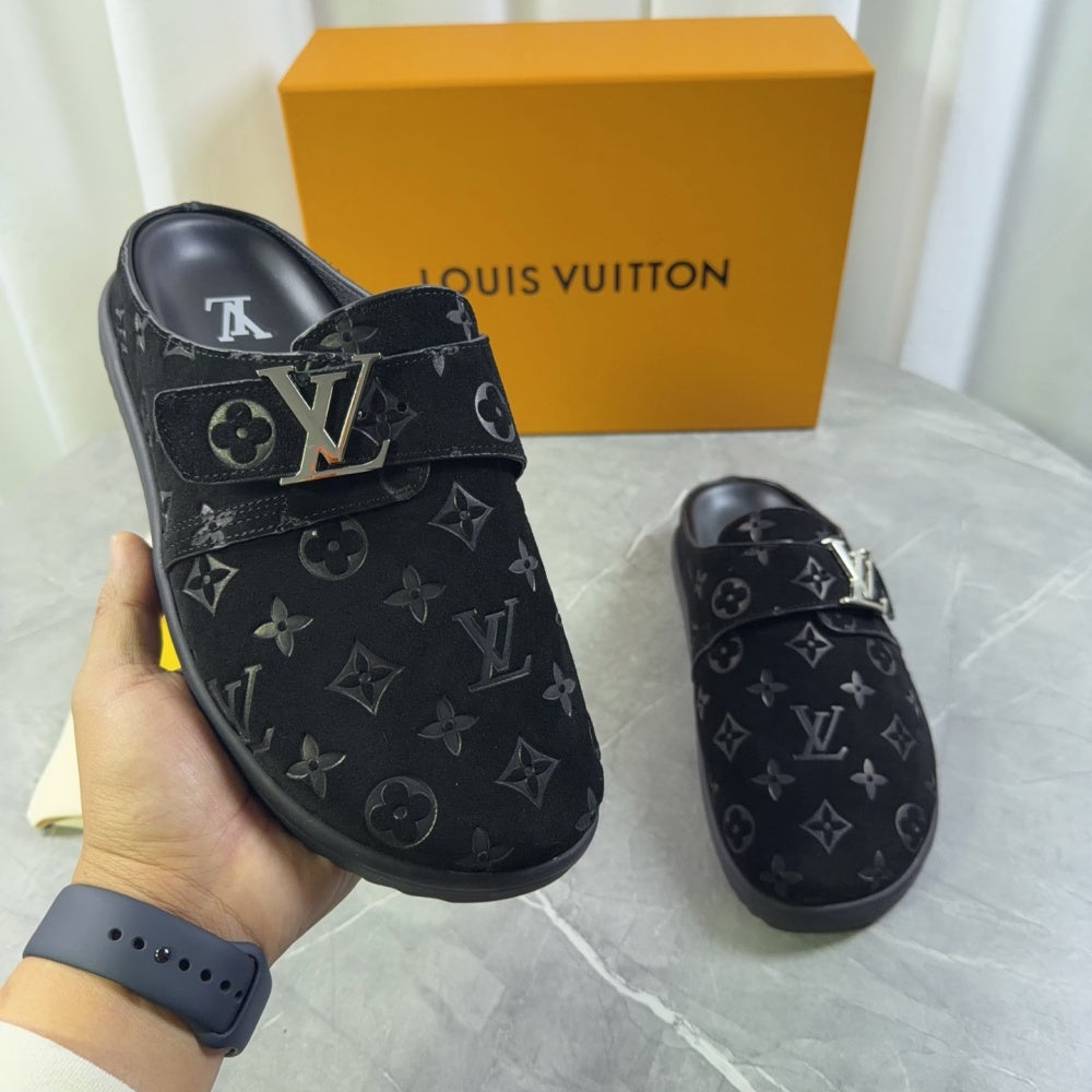 Embossed Strap Buckle Mule Slides S265511