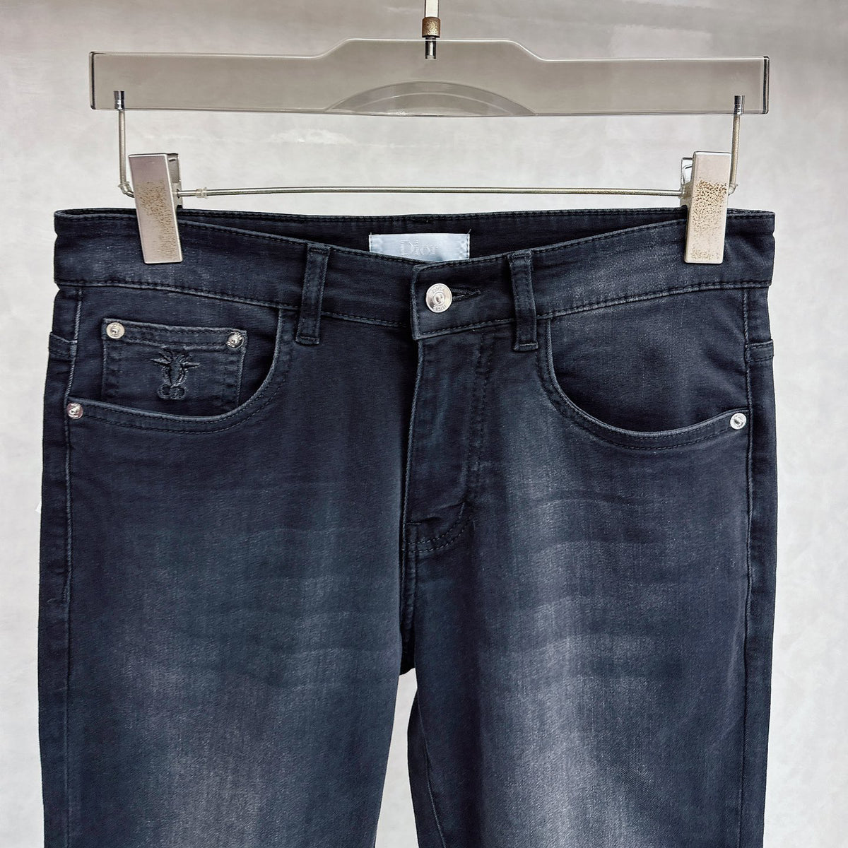 Black Faded Wash Raised Appliqué Pocket Denim Jeans L260622
