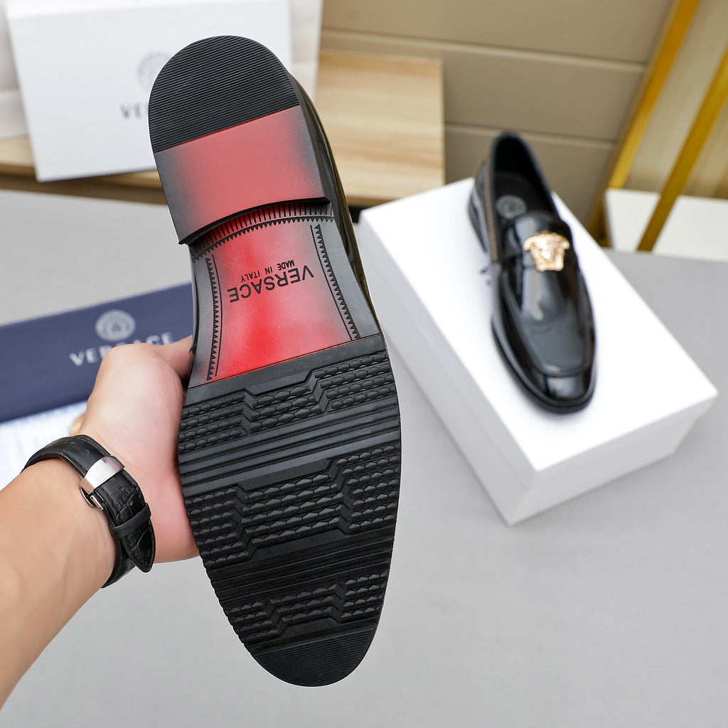 Men's Patent Medusa Metal Head Slip-On Loafers NE190144