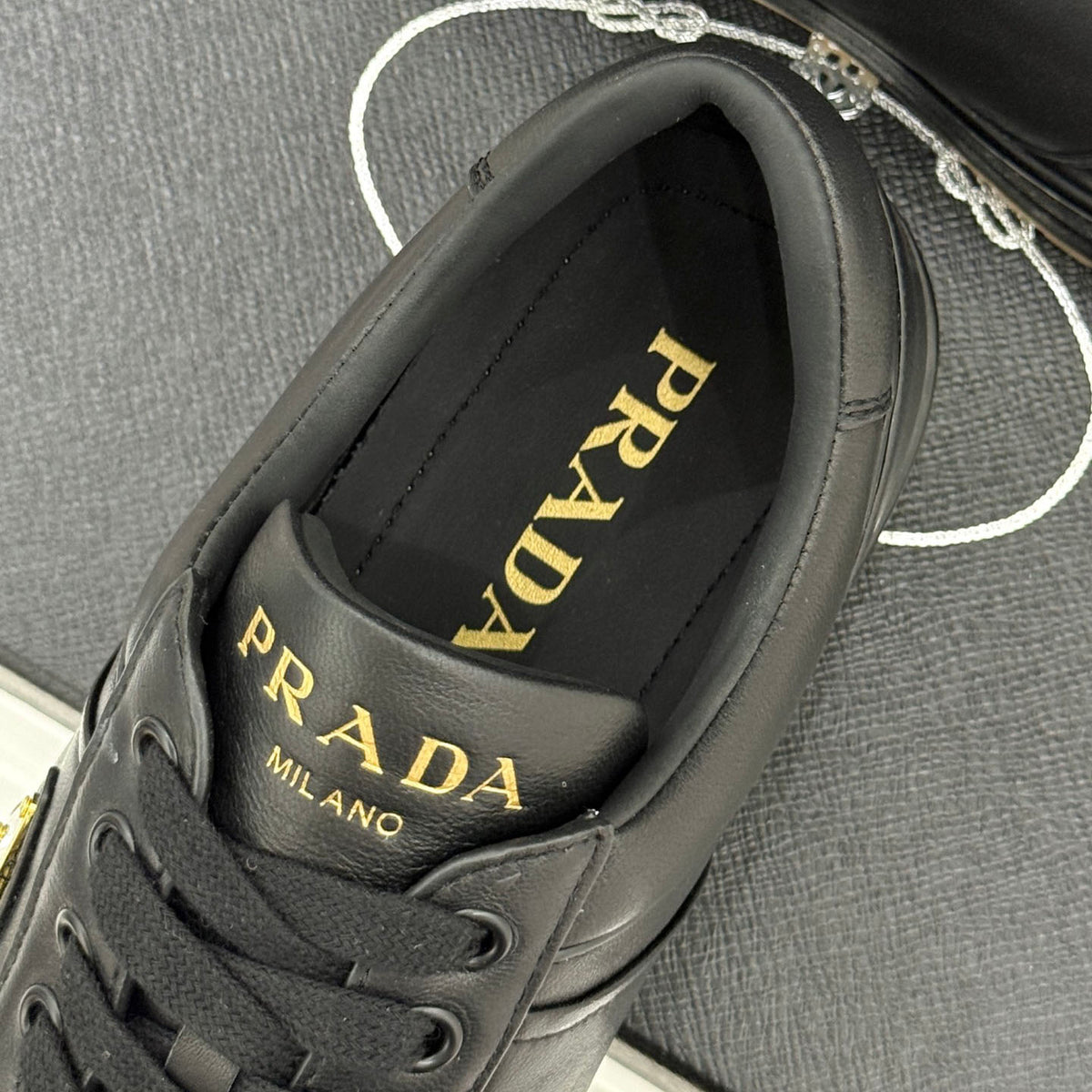 Triangle Badge Flat Lace-up Sneakers With Perforated Toe S265505