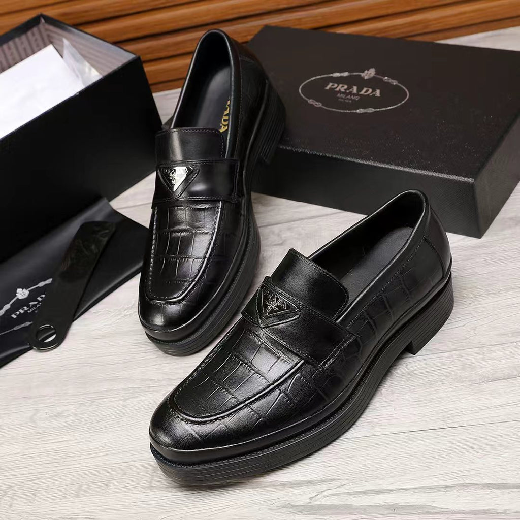 Croc Embossed Slip-On Loafers U310509
