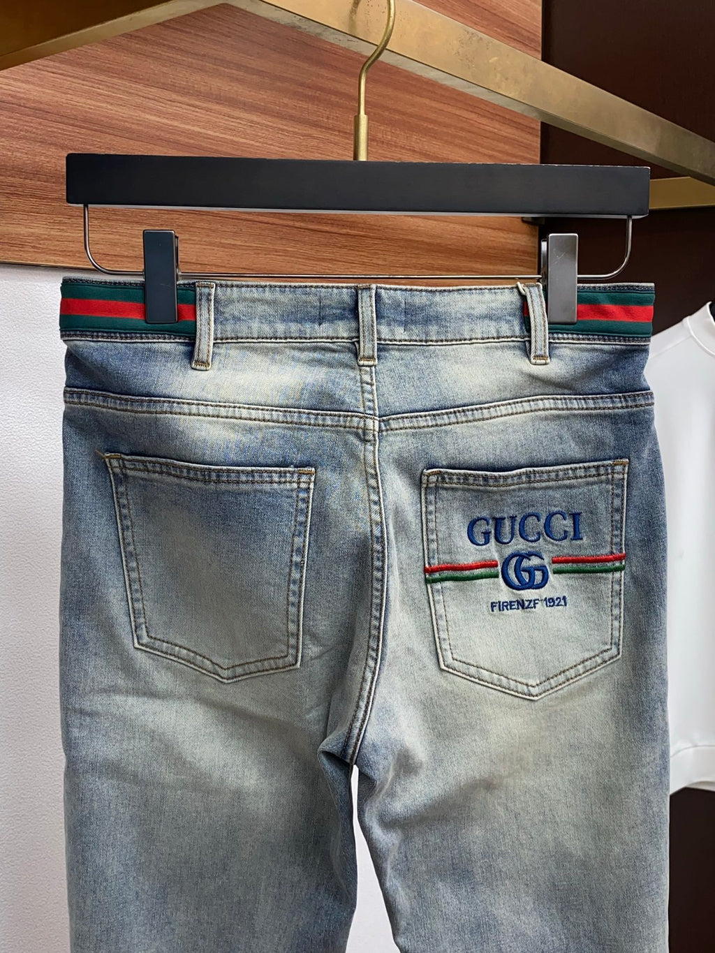 Vintage Fade Web Stripe Waist Embroidery Jeans E260950