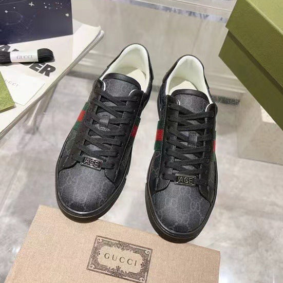 Allover Print Web Stripe Low Top Lace-Up Sneaker S283427