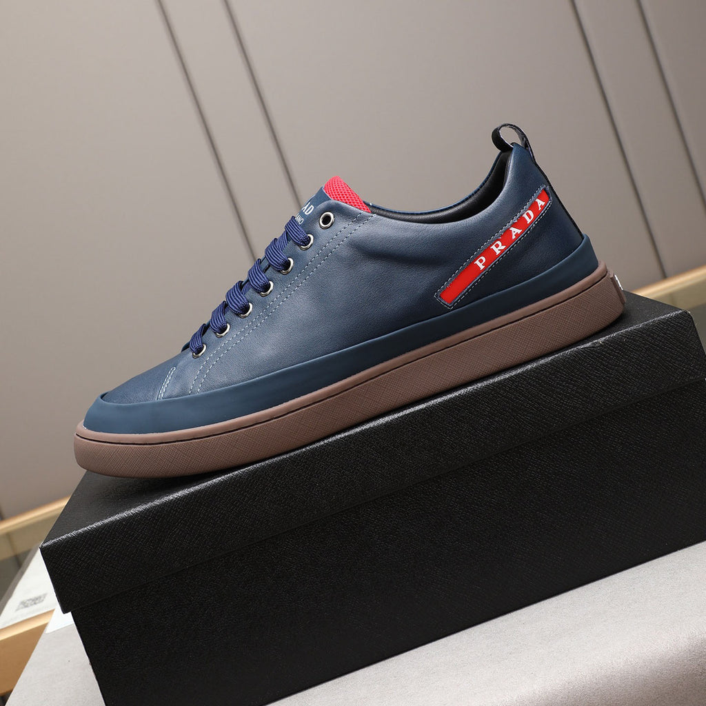 Red Side Label Leather Low Top Sneakers S283408
