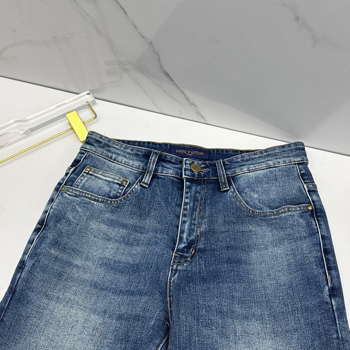 Medium Blue Wash Rivet & Embroidery Pocket Denim Jeans L260633