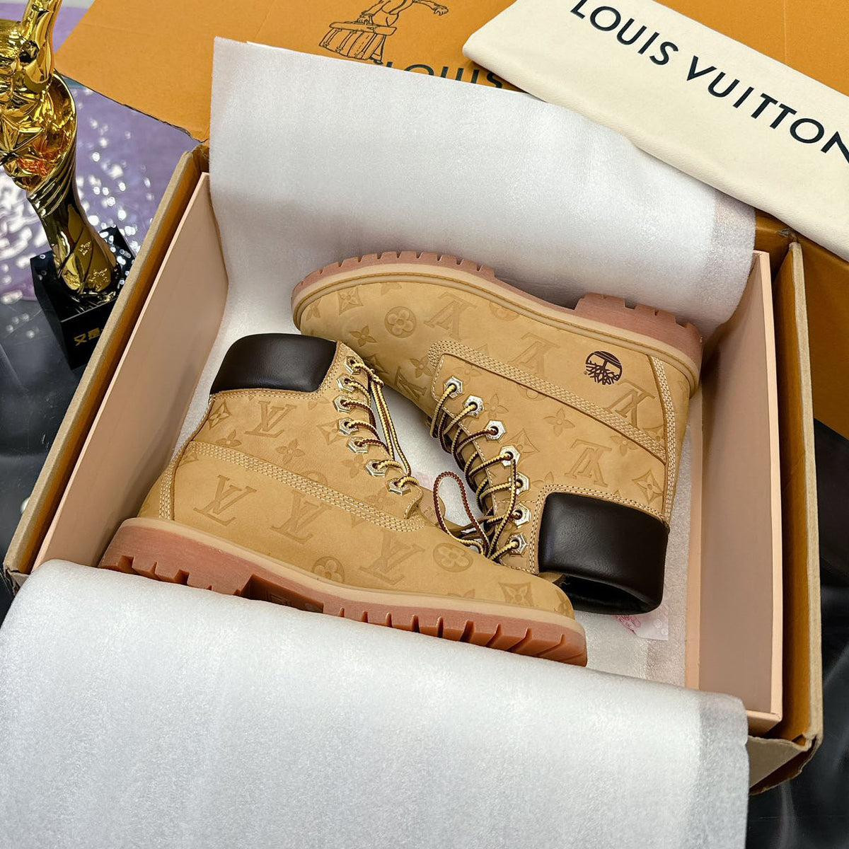 Embossed Chunky Lug Sole Work Ankle Boots S265507