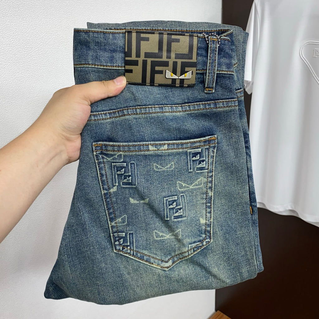 Vintage Wash All-Over Geometric Motif Print Denim Jeans L260645