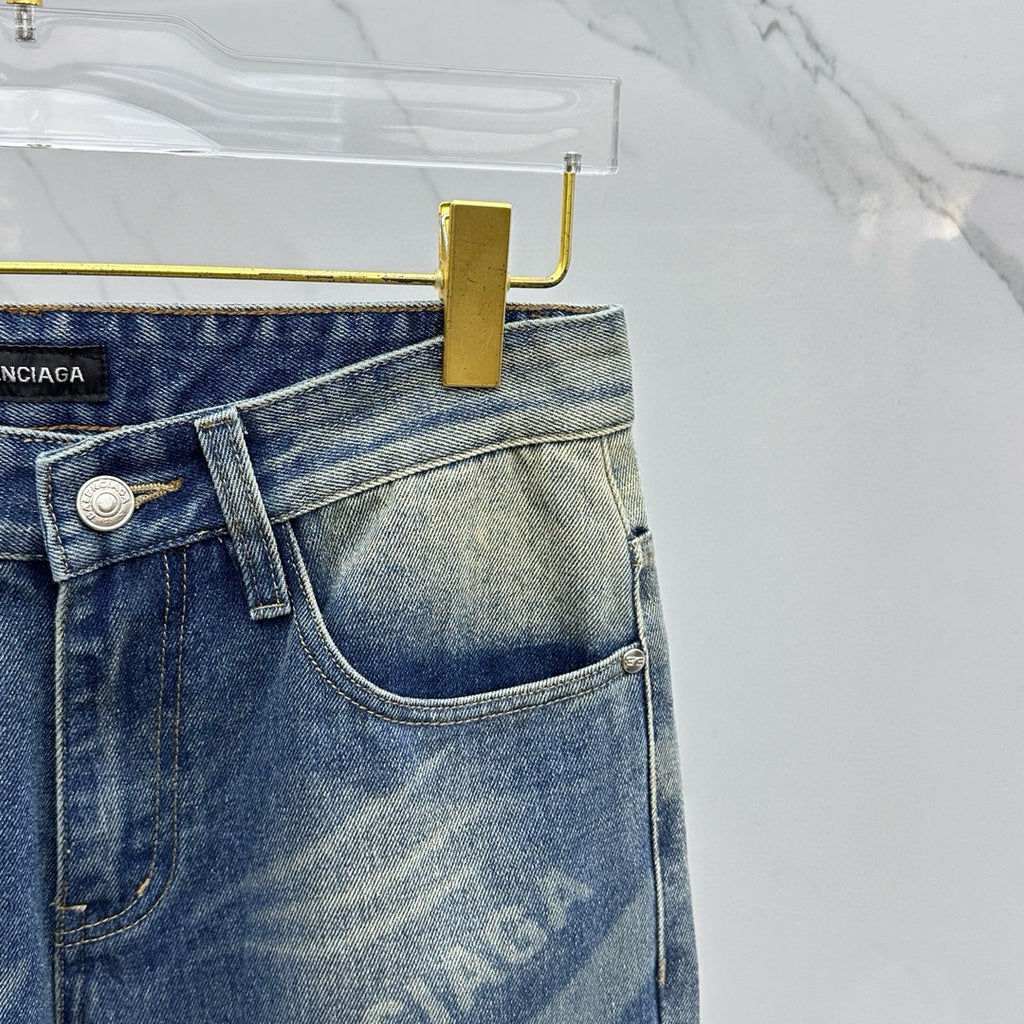 Vintage Faded Light Blue Clean Design Jeans M260726