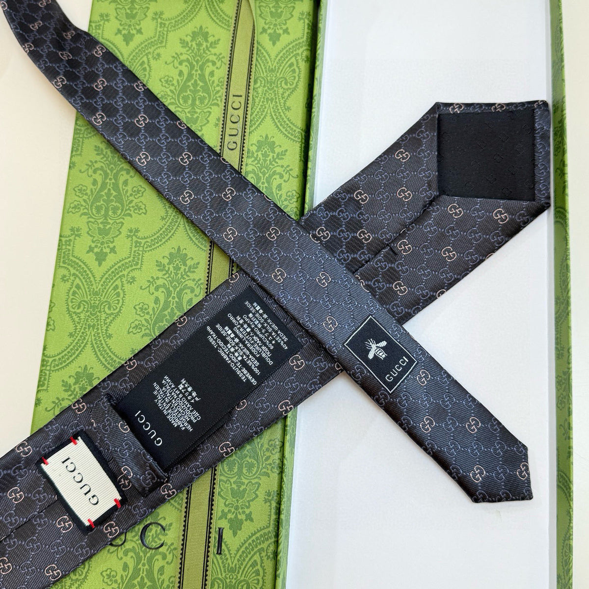 Men's Diamond Grid Jacquard Necktie E2081008