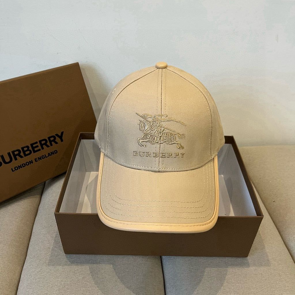 Embroidered Knight Motif Baseball Cap U310516