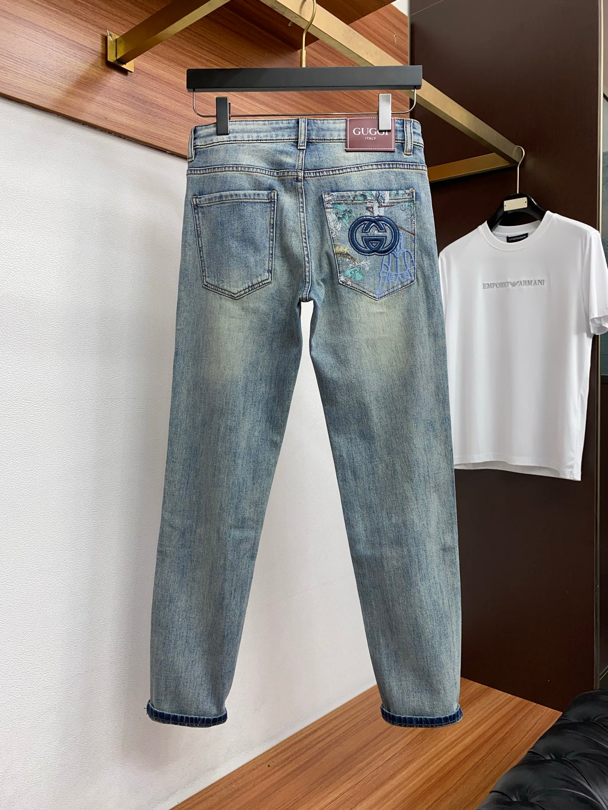 Vintage Wash Graphic Printed Pocket Denim Jeans L260630
