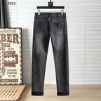 Men's Metal Triangle Logo Straight Fit Denim Jeans NE210204