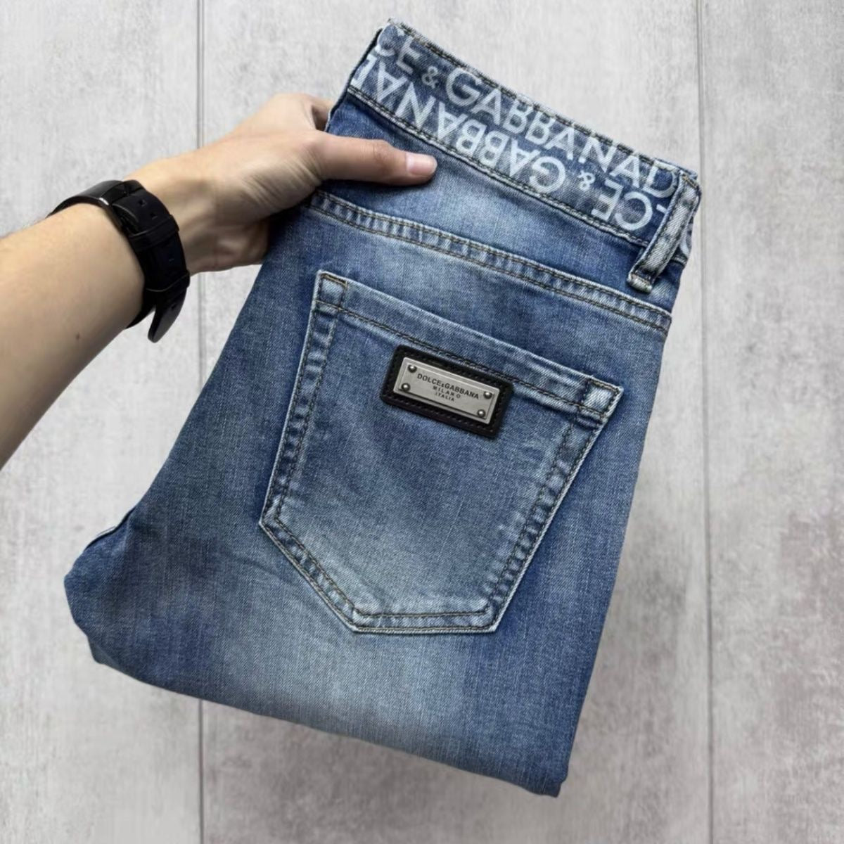 Men Light Faded Blue Wash Jeans C261030