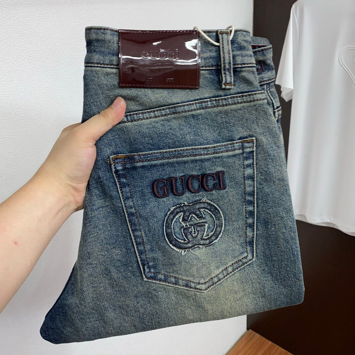 Vintage Faded Wash Mens Circular Motif Embroidered Pocket Denim Trousers R260529
