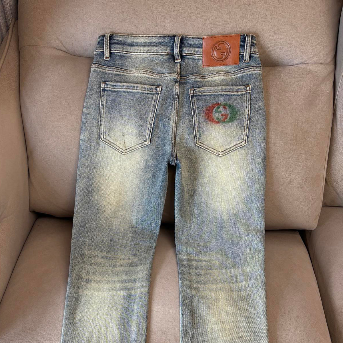 Back Pocket Color Circular Printed Vintage Light Blue Denim Jeans R260550