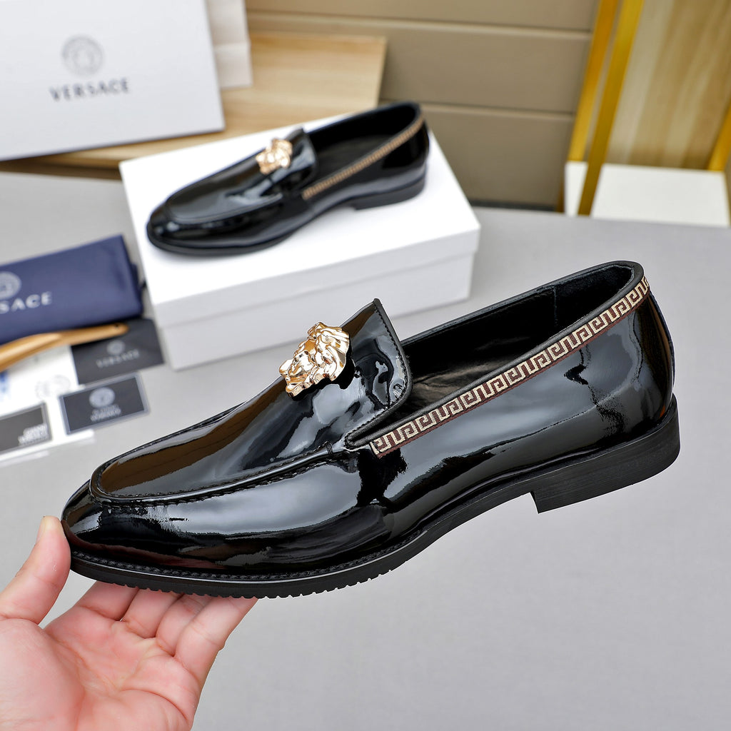 Men's Patent Medusa Metal Head Slip-On Loafers NE190144
